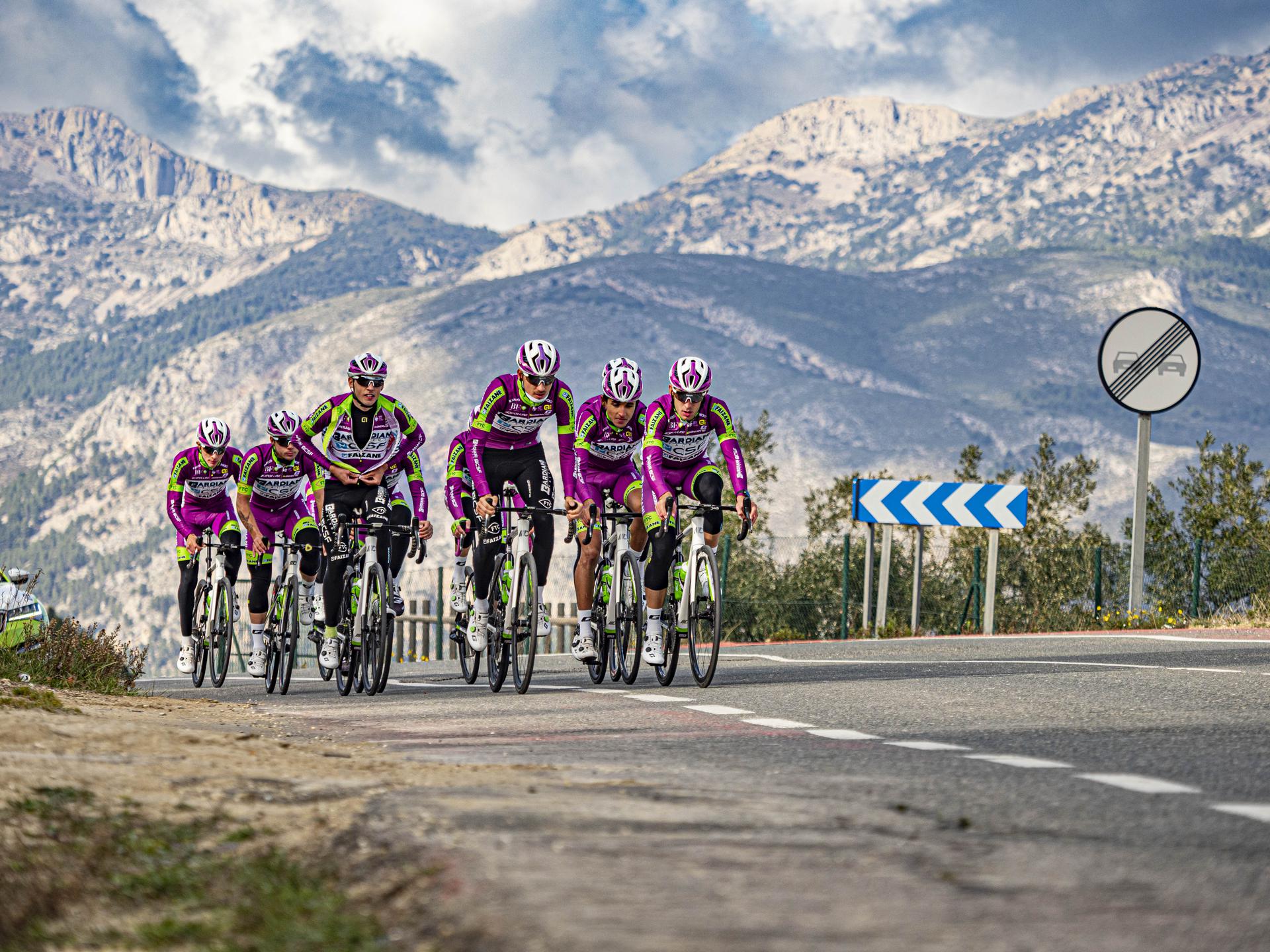Bardiani CSF Faizanè, conclude training camp di Benidorm